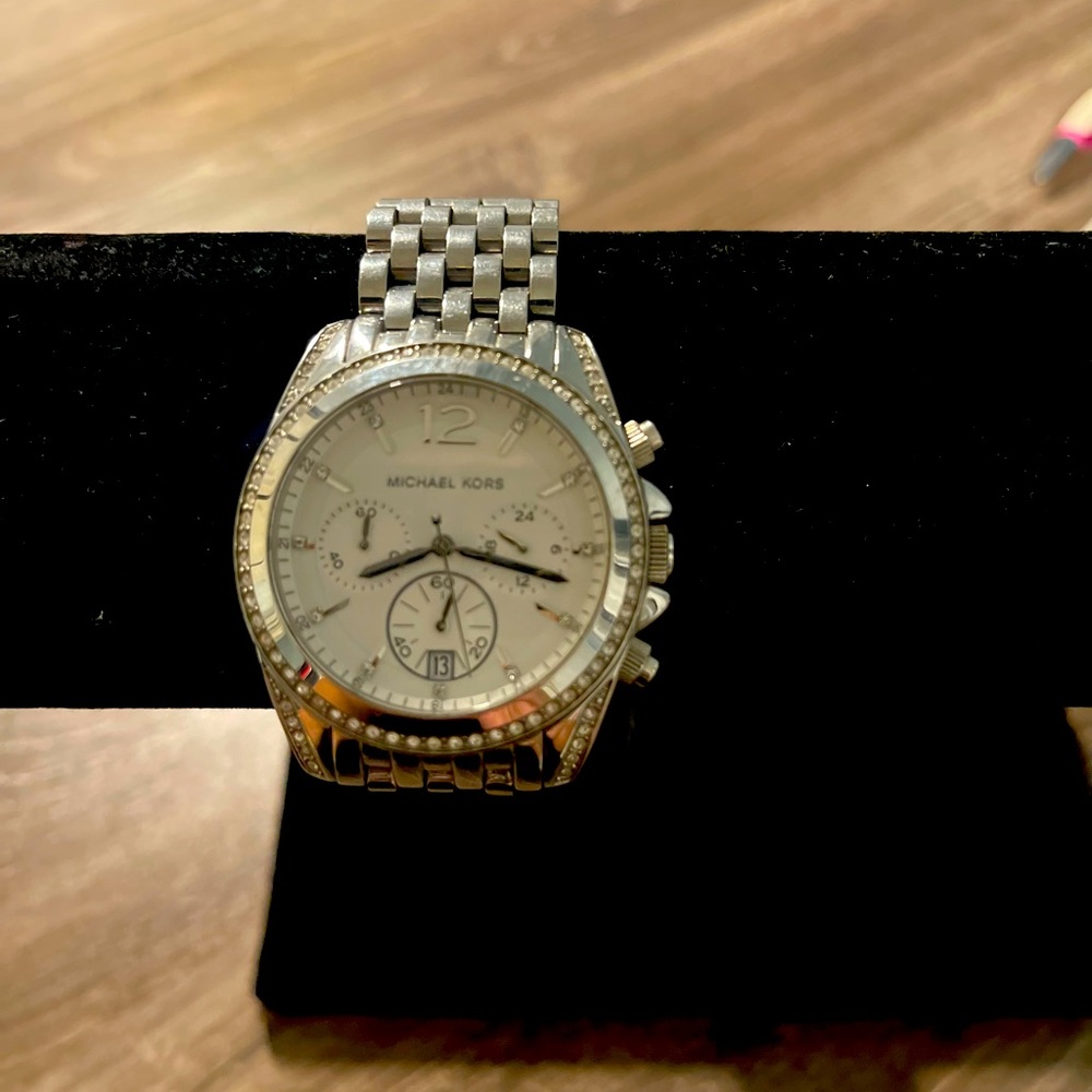 Michael Kors women’s watch in excellent condition